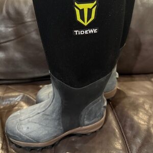 TideWe Neoprene Boots